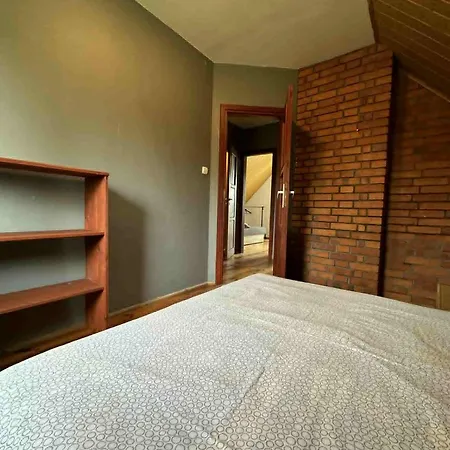 Nad Jeziorem Z Jacuzzi Na Mazurach 10os בית נופש *