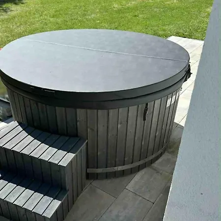 בית נופש Nad Jeziorem Z Jacuzzi Na Mazurach 10os